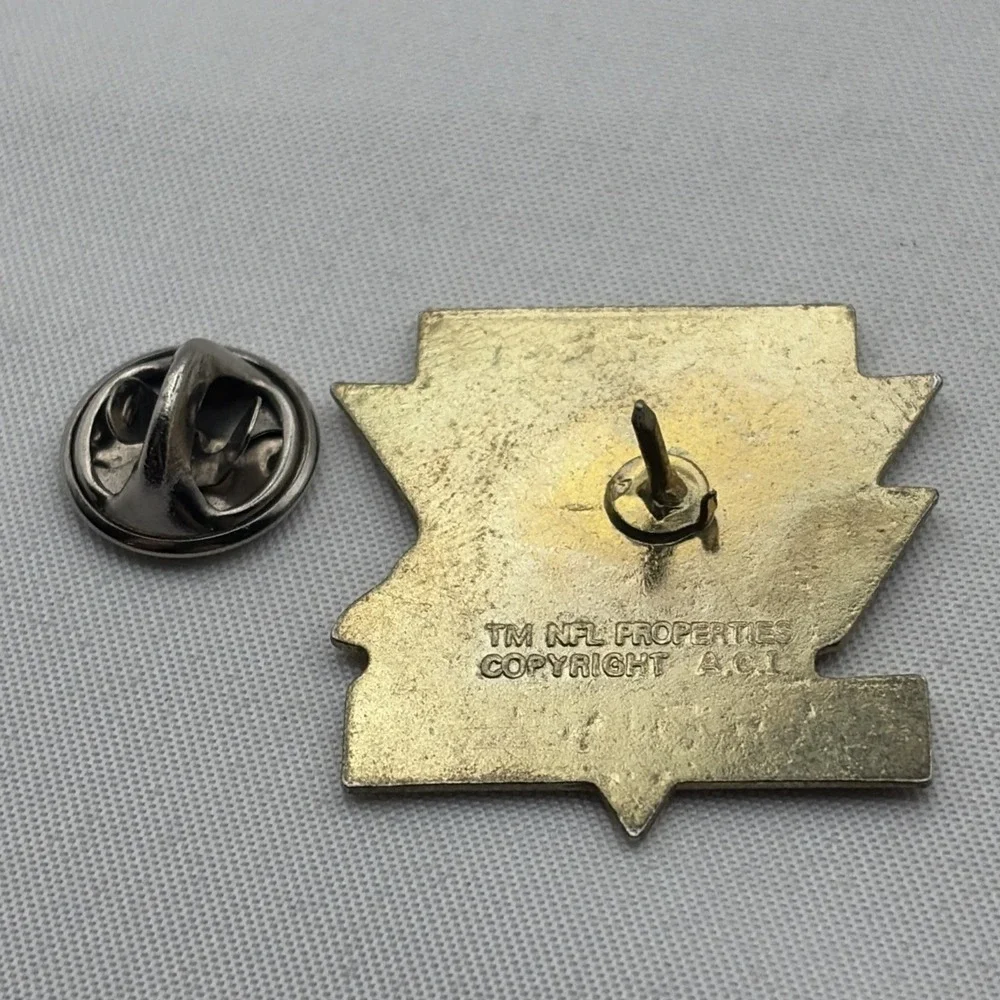 Vintage NFL Phoenix‎ Power Go Cardinals Mascot Logo Football Hat Pin